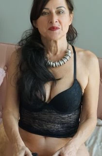 Diana Ananta - Diana Ananta is an all natural un-trimmed leggy European MILF who loves to tease and entertain her members. Check her out now
