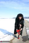 German Isabel. Snowflashing Free Pic 10