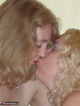 Barby. Barby & Honey's Strap on Fun Free Pic 9