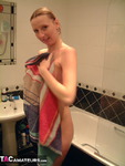 Tracey Lain. Pregnant Blonde Shower Free Pic 10