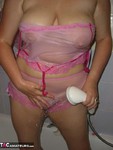 Barby. Barby Shower Free Pic 18