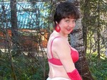Classy Carol. Lady In Red Free Pic 1