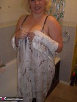 Barby. Barby Gets Hot & Steamy Free Pic 2