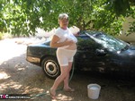 Girdle Goddess. Car Wash Free Pic 2