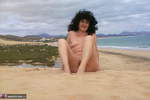 German Isabel. On The Beach Free Pic 10