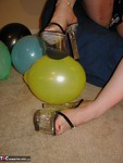 Curvy Gillian. BlowJobs & Balloons Free Pic 5