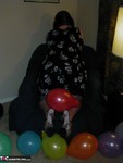 Curvy Gillian. BlowJobs & Balloons Free Pic 9
