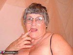 Grandma Libby. Young Steve drops in for a chat Free Pic 20