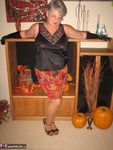 Girdle Goddess. Frisky in the fall Free Pic 1