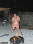 Curvy Baby Girl. Burn Baby Burn Free Pic 17
