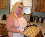 Taffy Spanx. Lets Make Muffins Free Pic 18