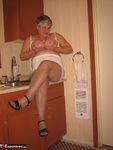 Girdle Goddess. Hot In The Kitchen Free Pic 15