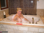 Taffy Spanx. Bubble Bath Time Free Pic 18