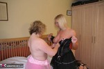 Barby. Barby's Pink Tutu Free Pic 11