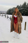 Nude Chrissy. Nude In The Snow Free Pic 3