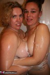 Barby. Barby & Mel In The Shower Free Pic 17