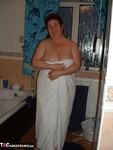 Kinky Carol. Lovely Bathtime !! Free Pic 2