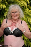 Claire Knight. In The Garden Free Pic 20