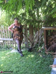 Girdle Goddess. The Great Outdoors Free Pic 2