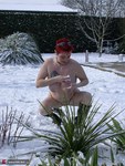 Mary Bitch. Red Head In The Snow Free Pic 17