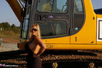 Nude Chrissy. The Excavator Free Pic 10