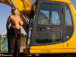 Nude Chrissy. The Excavator Free Pic 14
