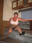 Girdle Goddess. Relaxing Free Pic 9