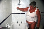 Grandma Libby. Bath Time Free Pic 2