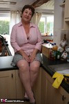 Kinky Carol. Horny In The Kitchen Pt1 Free Pic 9