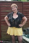 Kinky Carol. Little Yellow Skirt Pt1 Free Pic 1