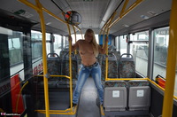 Sweet Susi. Naked On The Bus Free Pic 6