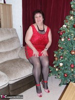 Kinky Carol. Liz Hurley Dress Body Stocking Free Pic 1