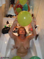 Busty Bliss. Balloons Boobs Bath & Boy Toy Free Pic 19