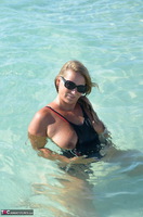 Sweet Susi. Swimsuit Milf In Florida Free Pic 15