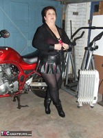 Kinky Carol. Biker Chick Pt1 Free Pic 2