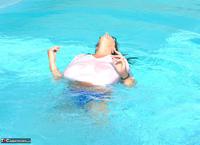 LuLu Lush. Wet T-Shirt In The Pool Free Pic 3