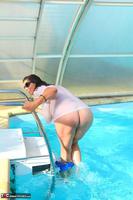 LuLu Lush. Wet T-Shirt In The Pool Free Pic 18