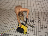 Sweet Susi. Pool Cleaning Free Pic 19