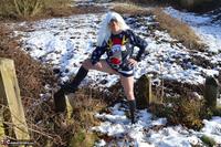 Barby Slut. Barby In The Snow Free Pic 20