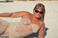 Sweet Susi. In The Sand On The Beach Free Pic 6