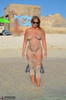 Sweet Susi. In The Sand On The Beach Free Pic 18