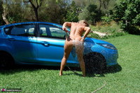 Sweet Susi. Naked Car Wash Free Pic 9