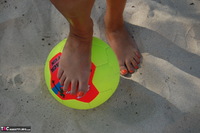 Sweet Susi. With The Beach Ball Free Pic 20
