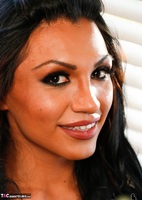 Jessy Dubai. Stunning Jessy Dubai Shakes Her Gorgeous Arse Free Pic 20