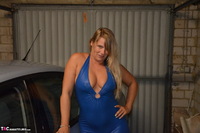 Sweet Susi. Latex Catsuit In The Garage Free Pic 2