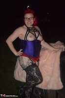 Phillipas Ladies. Red Inked Molly Flashes Outside Free Pic 9