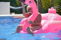 Melody. Pink Flamingo Pt3 Free Pic 15