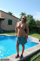 Sweet Susi. The Pool Cleaner Pt1 Free Pic 12