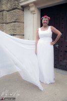 Savana. Wedding Dress Free Pic 14