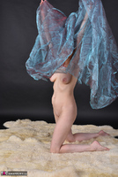 Hot Milf. Tulle Cloth Pt2 Free Pic 2